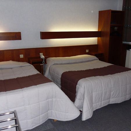 Hotel De Bale Мюлуз Екстериор снимка