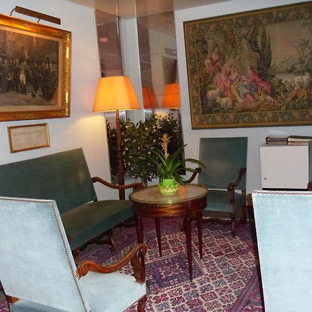 Hotel De Bale Мюлуз Екстериор снимка