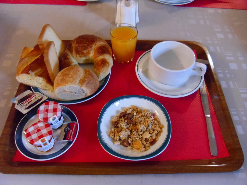 Hotel De Bale Мюлуз Екстериор снимка
